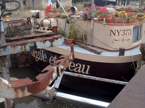  francis dumelie, bateau d'argile et d'eau